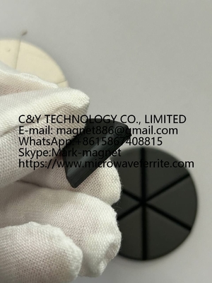 China Low Dielectric Loss Microwave Ferrite Composite Garnet Ferrite Or Spinel supplier