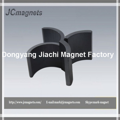 China Ferrite Ceramic Arc Field Magnet supplier